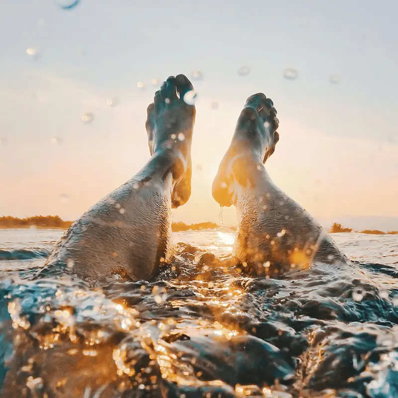 cold showers benefits,ice baths,cold therapy,ice bath